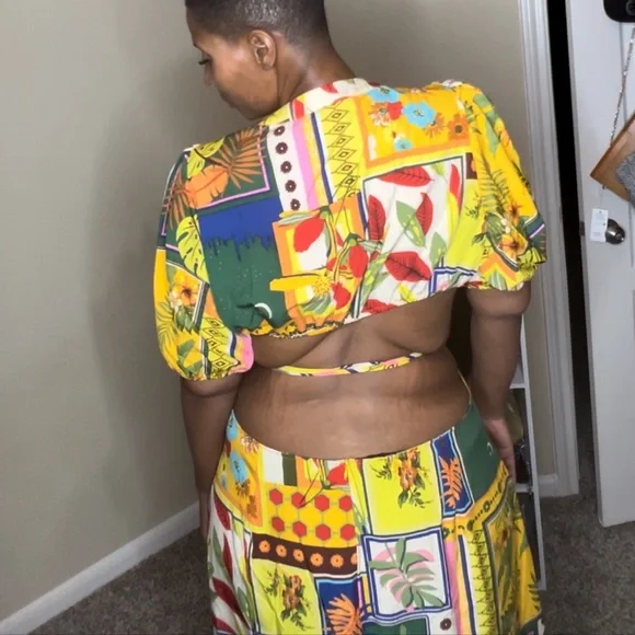 Multi colored / patterned dress - Picture 4 of 4